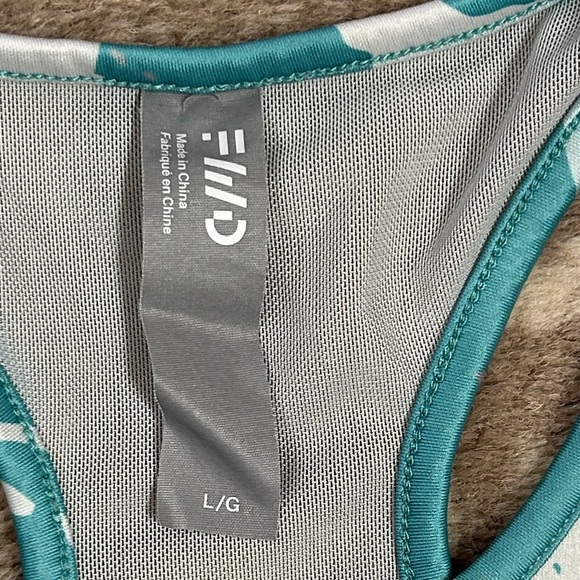 Under Armour & FWD Magenta and Teal Sports Bra Duo, Youth size L - Picture 3 of 8